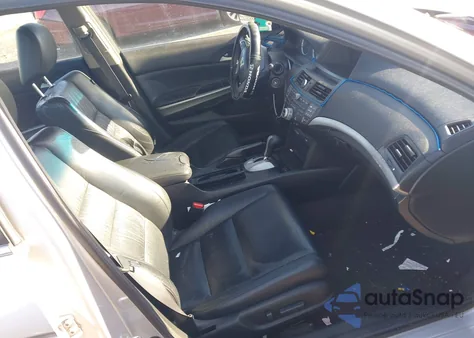 2010 Honda Accord 3.5 Ex-L из США, поврежденный, VIN 1HGCP3F8XAA023760